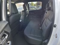 ISUZU D-MAX V-CROSS 4WD AT